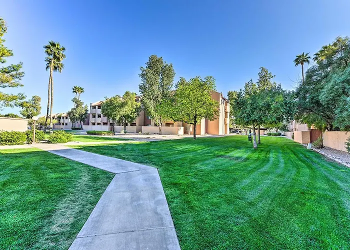 Walk To Sloan Park: W/ Pool Access In Hébergement de vacances Mesa