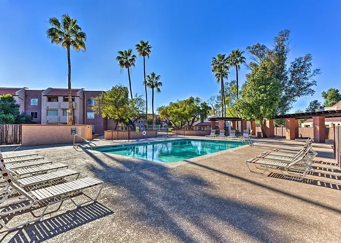 Walk To Sloan Park: W/ Pool Access In *