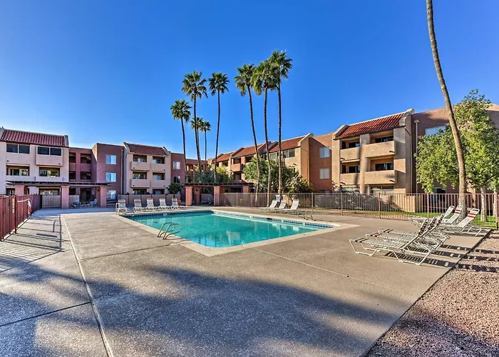 Walk To Sloan Park: W/ Pool Access In